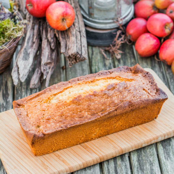 Easy classic pound cake recipe, as a loaf cake