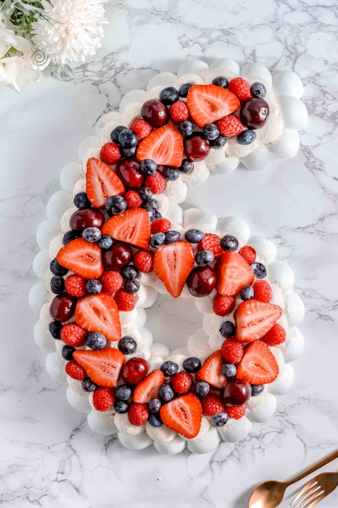 Pavlova number cake recipe