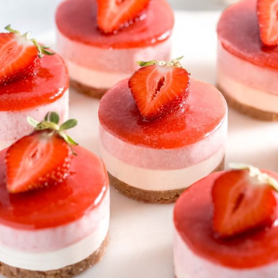 Summer cakes for party