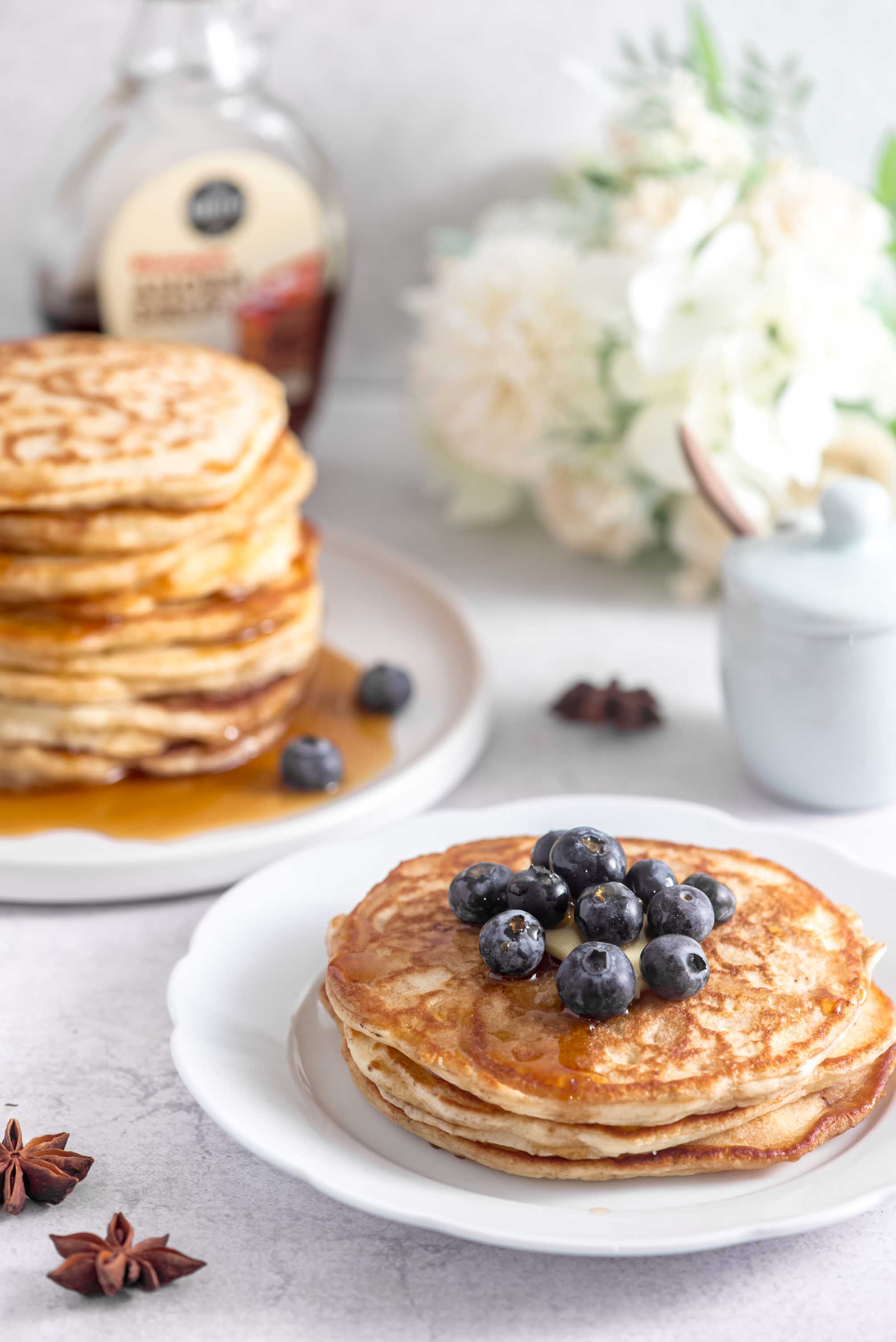 Large stack of fluffy pancakes for brunch