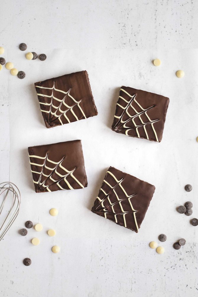 Halloween chocolate brownies with spider web swirl on top