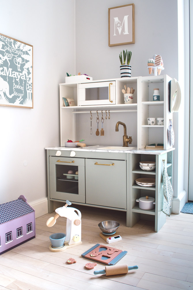 IKEA DUKTIG play kitchen extra storage hack